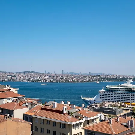 Bosphorus View - Modern With Elevator & Parking